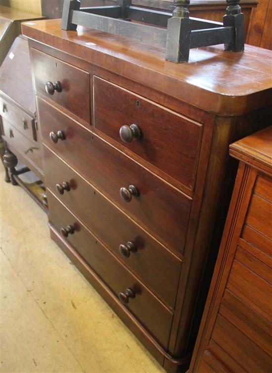 Victorian mahogany  chest of drawers